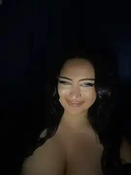 Stripchat Free Porn Cam of EmiliaPetrova