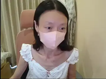 Stripchat Best Webcam of Lil-Cherry