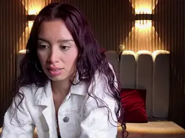 Stripchat Nude Webcam of _Mia_Evans_1