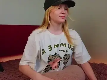 Stripchat Sex Cam of KoriMelon