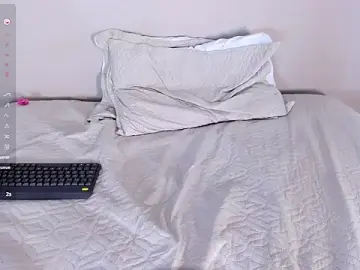 Stripchat Live Sex Cam of ivy_leee