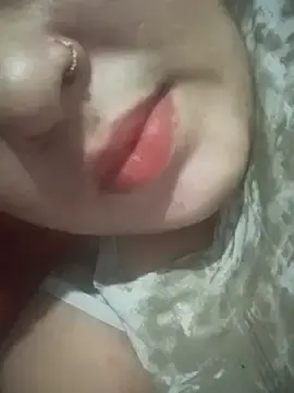 Stripchat Live Sex Cam of Priya_089