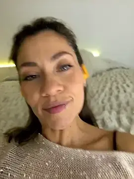 Stripchat Nude Webcam of SamyJones9