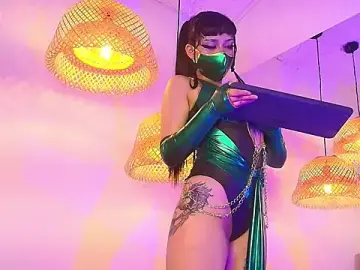 Stripchat Adult Webcams of Violette_Noir