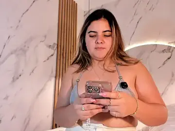 Stripchat Adult Webcam of EVELIN_MASON