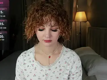 Stripchat Best live sex cam show of Kira__Fluffy