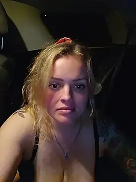 Stripchat Live Sex Cam of Bridgette03