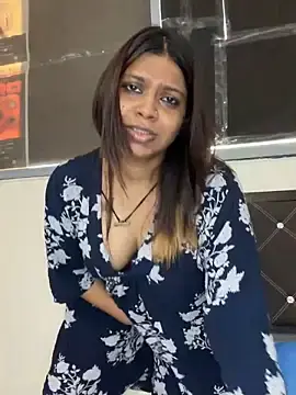 Stripchat Free Porn Cam of Malika_Secrets