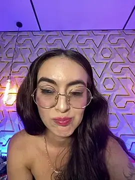 Stripchat Live Sex of MelanyyJhonson15