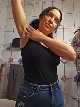 Stripchat Free Porn Cam of Ortensialady76