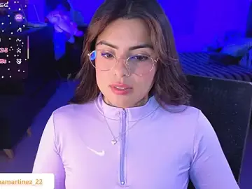 Stripchat Sex Cam of Catalinaa_martinez