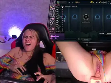 Stripchat Watch Live Sex Cams of Sayreth_