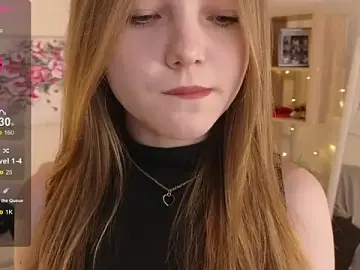 Stripchat Free Porn Cam of Sue_Sanders