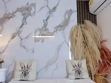 Stripchat Watch Live Sex Cams of hannahill69