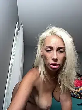 Stripchat Adult Video Chat of LindseyFAFO
