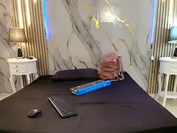 Stripchat Live Sex Cam of Miia_Brooks9