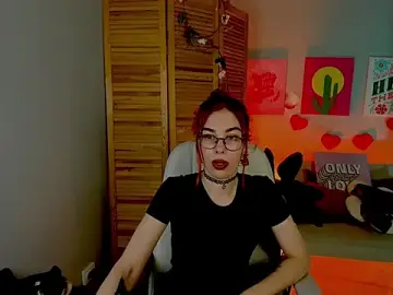 Stripchat Best Webcam of SeraphineDuskryn