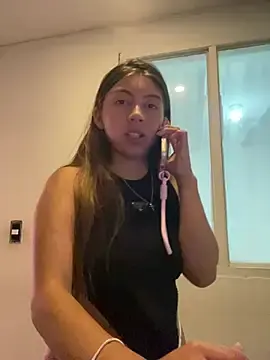 Stripchat Free Porn Cam of Sara-cooper2
