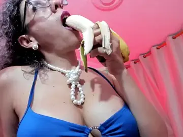 Stripchat Live Porn of StarMilf