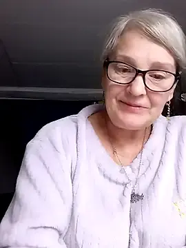 Stripchat Sex Cam of irinamaux