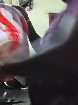 Stripchat Free Live Porn of yamini1431