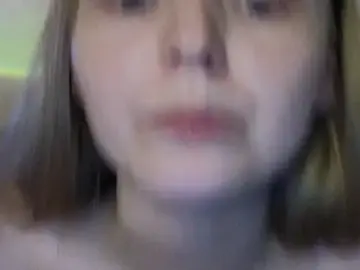 Stripchat Free Live Porn of Vivian_Davis