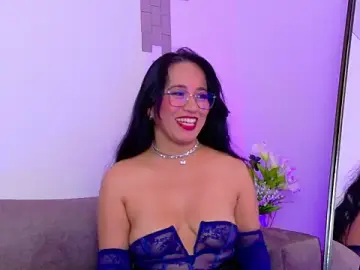 Stripchat Adult Webcams of Megan_Diamond05