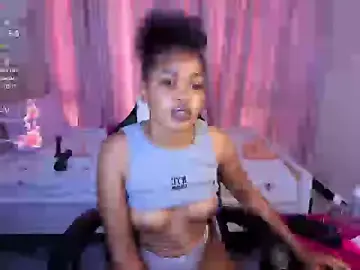 Stripchat Free Porn Cam of Pretty-shally