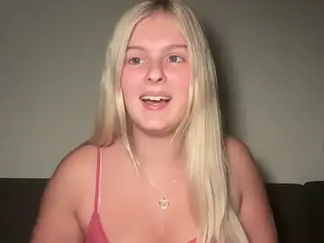 Stripchat Adult Webcams of Allylove03