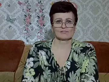 Stripchat Adult Webcam of PaulaGolden