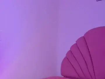 Stripchat Live Sex Cam of nicol_gw7