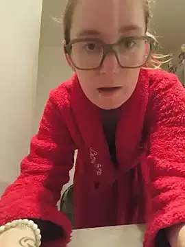 Stripchat Live Porn of ladydivine14