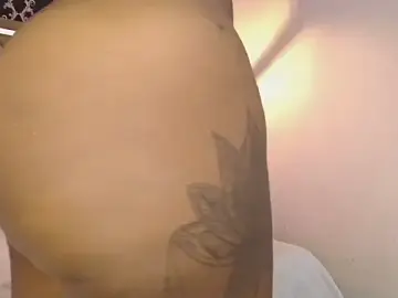 Stripchat Live Sex Cam of CaseyMoon