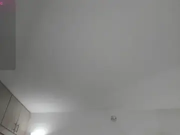 Stripchat Free Porn Cam of CharlotteAngelss_