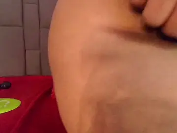 Stripchat Nude Webcam of SELENA_BIGBOOBS