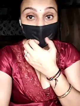 Stripchat Free Porn Cam of HORNI_SHALU50