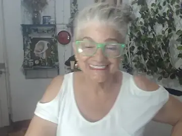 Stripchat Nude Webcam of FunnyGrandma
