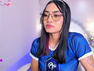 Stripchat Adult Webcam of AzuraKindong