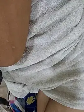Stripchat Sex Cam of CuteSarikaLIVE