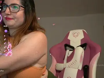 Stripchat Sex Cam of Veronikavonk