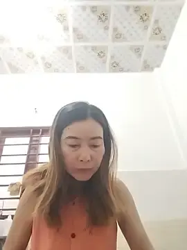 Stripchat Live Sex Cam of Sexy-ladyboobs20