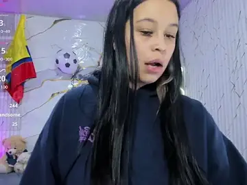 Stripchat Free Live Porn of Canndyy_tay1