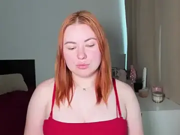 Stripchat Adult Webcam of LAYLAxSTAR