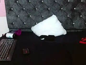 Stripchat Sex Cam of valentinaricothx