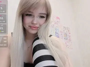 Stripchat Best live sex cam show of emodreamgirl