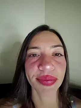 Stripchat Free Porn Cam of loveuu-bae