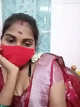 Stripchat Free Porn Cam of Tamil_roja17