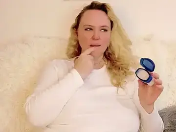 Stripchat Live Sex of Sarah4you