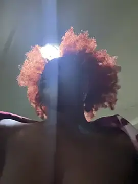 Stripchat Watch Live Sex Cams of BankssWithTheBenz