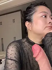 Stripchat Free Live Porn of mo-mo-69